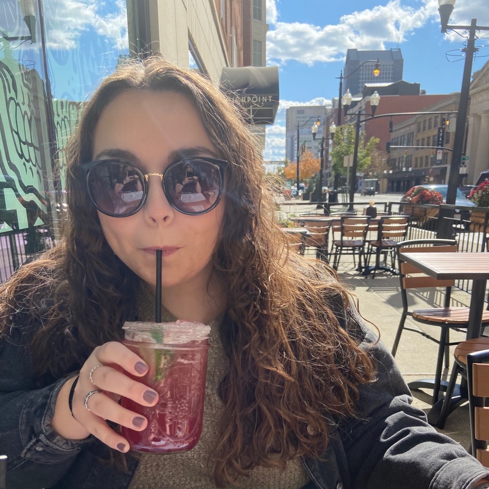 Meet your Posher, Laur!